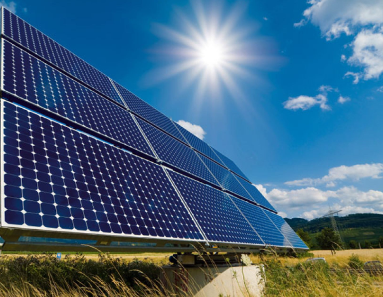 How Much Energy Does a Solar Panel Produce