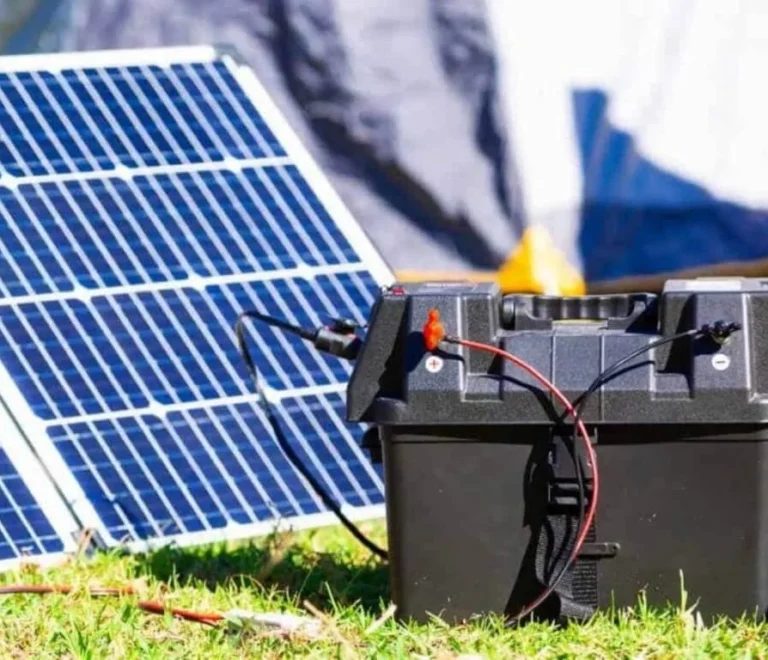 How Solar Batteries Store Energy and Save You Money